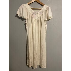 Vintage Shadowline Nightgown Womens Large White Floral Embroidered Nylon Satin